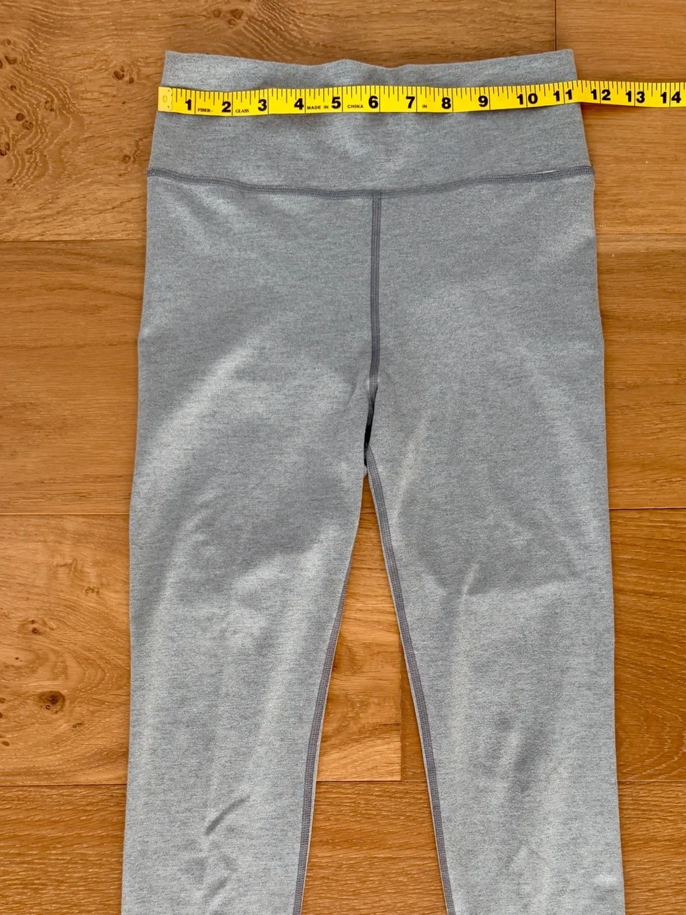 NWOT Nike One Dri-Fit High Waist Leggings Girls Medium (8-10) Light Gray Sporty